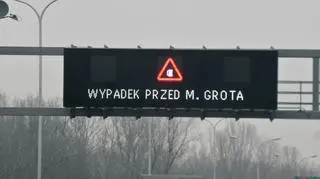 Znak ostrzegawczy przed kolizją