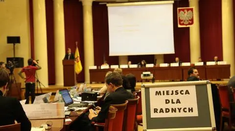 Radni nie przyszli na sesję o wysypisku. "Ludzi potraktowano z kopa"