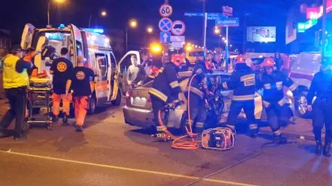 Zderzenie na Młodzieńczej. Dwie osoby ranne