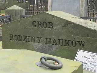 Grób przodków księcia Filipa na Starych Powązkach