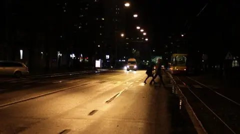 ZDM doświetla przejścia, ale to przy Waszyngtona wciąż ciemne