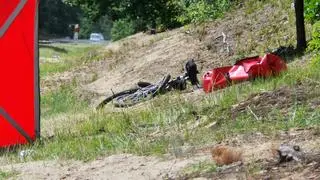 Kierujący audi potrącił rowerzystę na drodze w Roztoce