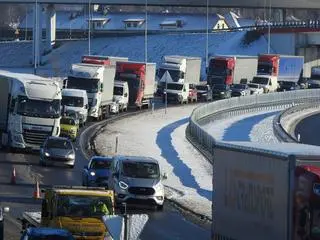 Zderzenie na zjeździe z S2 na A2 w kierunku Poznania