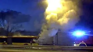 Pożar autobusu na Wale Miedzeszyńskim