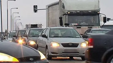 Stop cwaniactwu drogowemu. Internauta prosi policję o pomoc