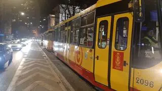 Zderzenie auta z tramwajem w alei "Solidarności" 