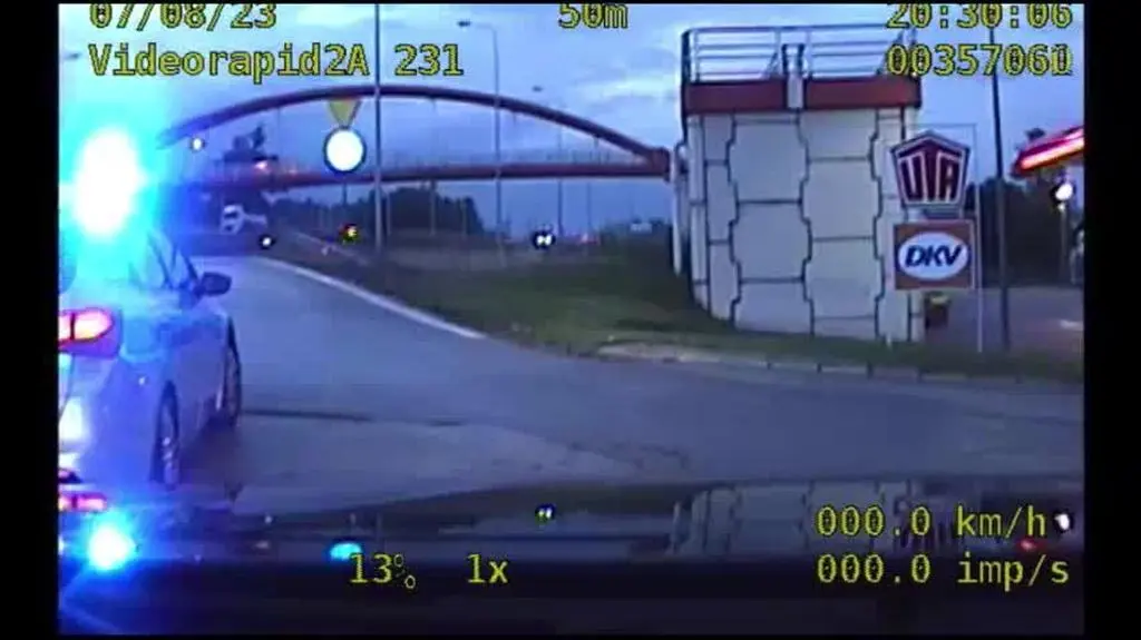 Eskorta przez dwa województwa i kilka powiatów