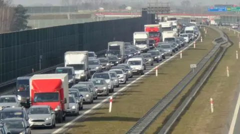 Wypadek na A2. Zablokowana droga
