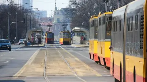 Zielone dla tramwajów. Oszczędność czasu? Na razie niewielka
