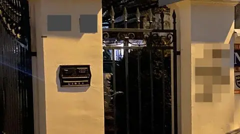 Ktoś namalował swastykę na ogrodzeniu domu Małgorzaty Kidawy-Błońskiej. Dochodzenie prokuratury