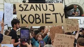 Protest w Warszawie po śmierci 33-letniej Doroty 