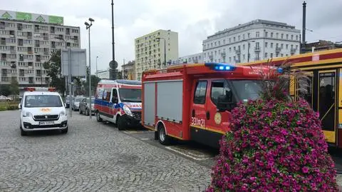 Bagaż pozostawiony w metrze. Były utrudnienia na II linii