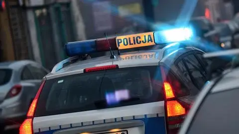 Dramatyczny finał awantury między dwoma mężczyznami. Policja: jeden uruchomił piłę spalinową i ruszył na drugiego