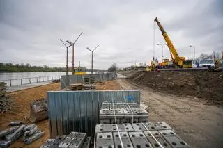 Budowa kładki pieszo-rowerowej przez Wisłę