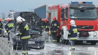 Pożar samochodu w Alejach Jerozolimskich