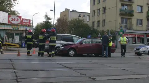 Na Puławskiej toyota wjechała w forda