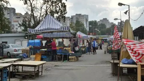 ZTM nie zrobi bazarku na pętli. Odda pętlę miastu, które... zrobi bazarek