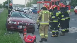 Zderzenie trzech samochodów w alei Sikorskiego