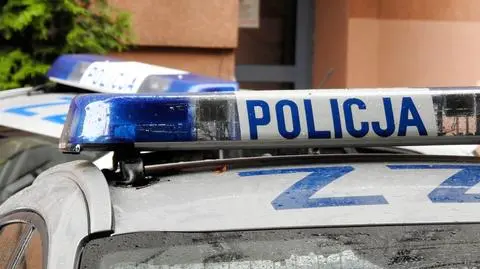 Wrzuciła oszczędności do kosza, bo tak polecił jej fałszywy policjant 