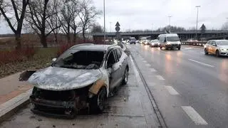 Pożar auta na Wisłostradzie 