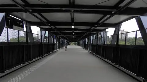 Kładka nad stacją Warszawa Główna oddana do użytku
