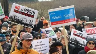 Protest przeciwników mostu Krasińskiego