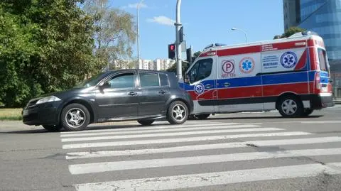 Potrącenie rodziny na pasach. Kobieta w ciąży w szpitalu