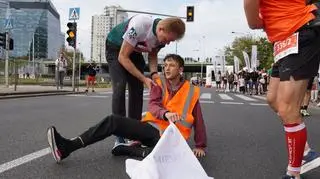 Protestujący domagają się zatrzymania rozrostu infrastruktury gazowej