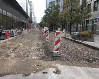 Tu stara Warszawa przegląda się w nowej