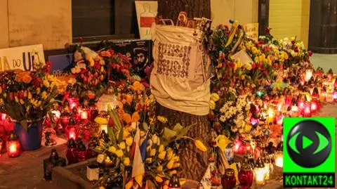 "My z Wami". Przed ambasadą Ukrainy wciąż płoną znicze
