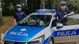 Policjanci drogówki, którzy eskortowali dziecko do szpitala