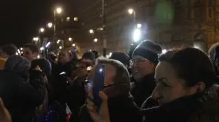 Protest pod Pałacem Prezydenckim