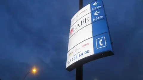 Loga firm na tablicach MSI. Informacja czy reklama?