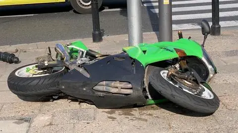 Wypadek na Muranowie. Motocyklista trafił do szpitala