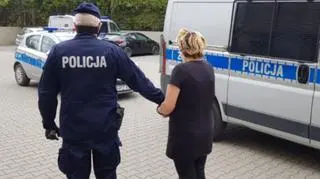 Policjanci zatrzymali kobietę, która znęcała się nad małżonkiem