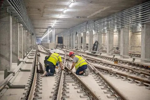 Miasto zaciąga kredyt na dokończenie budowy drugiej linii metra