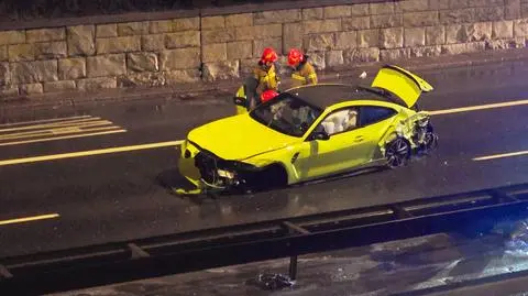 Stracił panowanie nad autem, wjechał w bariery. Kilka tysięcy złotych mandatu, punkty karne 