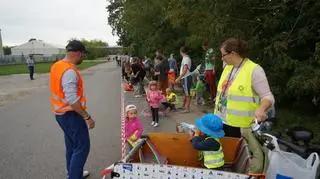 Mieszkańcy Targówka czekają na chodnik na Przecławskiej