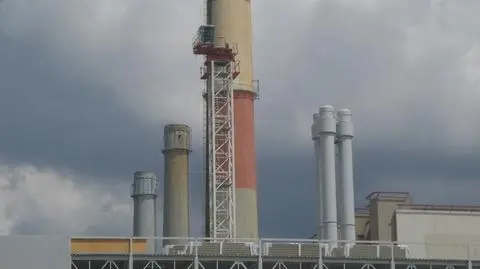 Oderwane ramię dźwigu na terenie elektrociepłowni. "Ranna osoba"