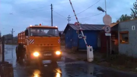 Ostatnia śmieciareczka pędzi z Pola Mokotowskiego