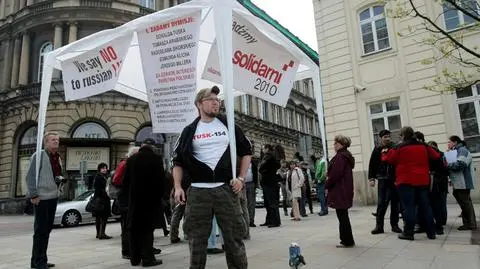 "Solidarni 2010" wrócili z nowym namiotem