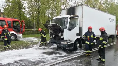 Pożar ciężarówki na Annopolu. "Zapaliła się kabina"