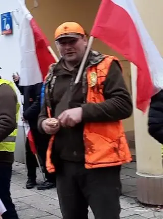 Policja publikuje zdjęcia z protestu