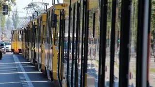 Zepsuty autobus zablokował tramwaje