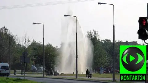 Samochodem w hydrant: fontanna na Białołęce