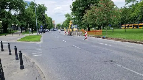 Skrzyżowanie Marszałkowskiej z placem Żelaznej Bramy