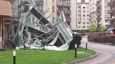 Przy Ryżowej runęło rusztowanie. PINB: na miejscu stwierdzono szereg błędów