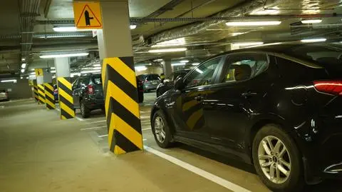 Szukają chętnych na dzierżawę parkingu pod placem Krasińskich 