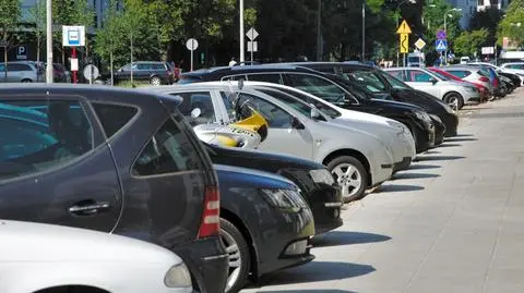 Płatne parkowanie na Odolanach? Wola prosi o poszerzenie strefy