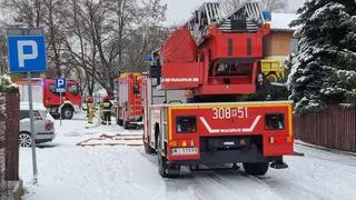 Pożar w warsztacie samochodowym w Rembertowie